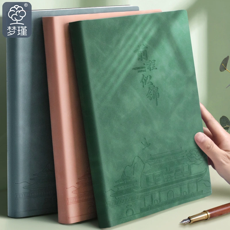 Buku Catatan Jurnal Bersampul Kulit Berjajar